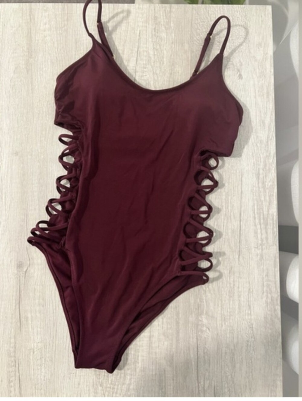 Abercrombie Side Cutout One-Piece Swimsuit in Deep Burgundy Size Small